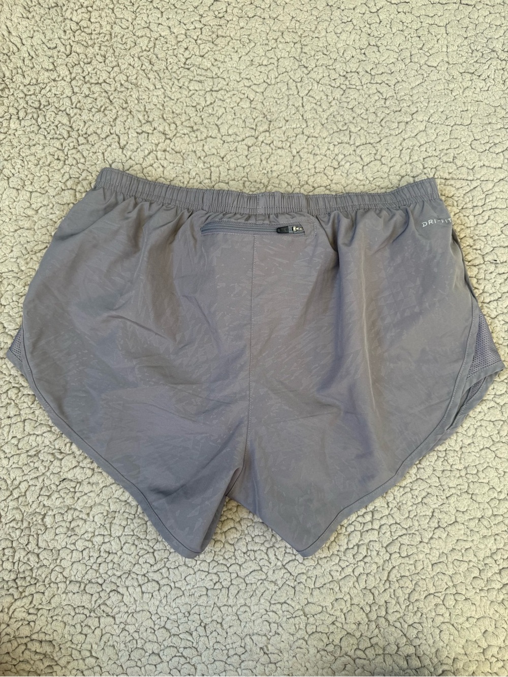Nike Dri-fit shorts - Picture 2 of 3